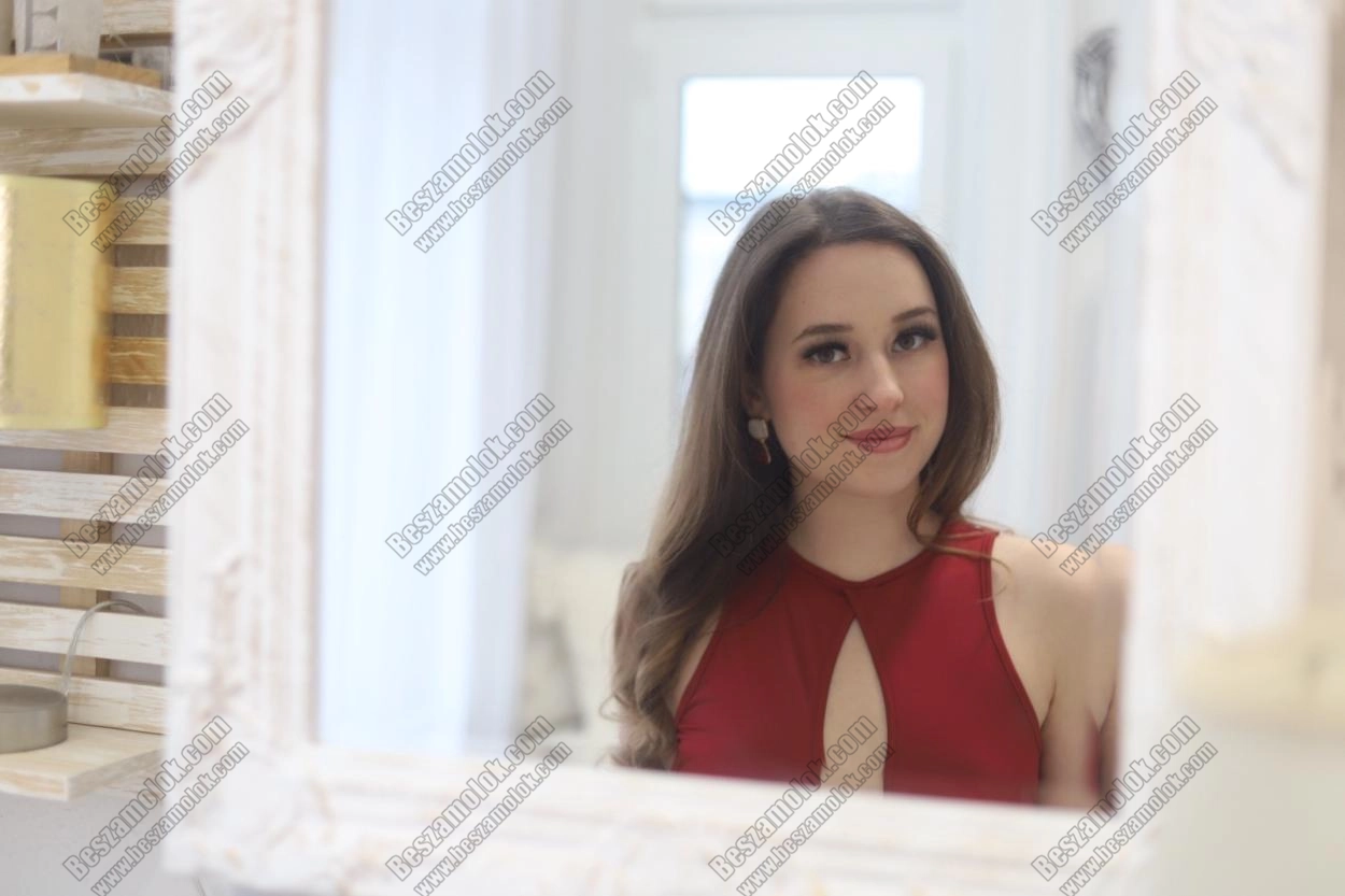 Tina csuszkamasszazs hirdeto kepes profil - erotikus-csuszkamasszazs.hu Tina - +36 70 731 0773 - erotikus csuszkamasszazs foto