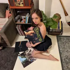 Nina, 36 éves csúszkamasszőr profilkép